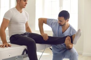 Read more about the article Surgery or Non Surgical Treatment? Choosing the Right Approach for Sports Injuries