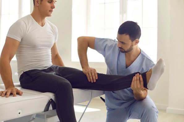 Surgery or Non Surgical Treatment? Choosing the Right Approach for Sports Injuries